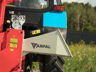 Špalíkovač za traktor PTO s dopravníkem, štěpkovač ARPAL AM-120TR-K
