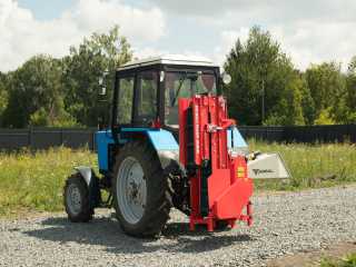 Špalíkovač za traktor PTO s dopravníkem, štěpkovač ARPAL AM-120TR-K