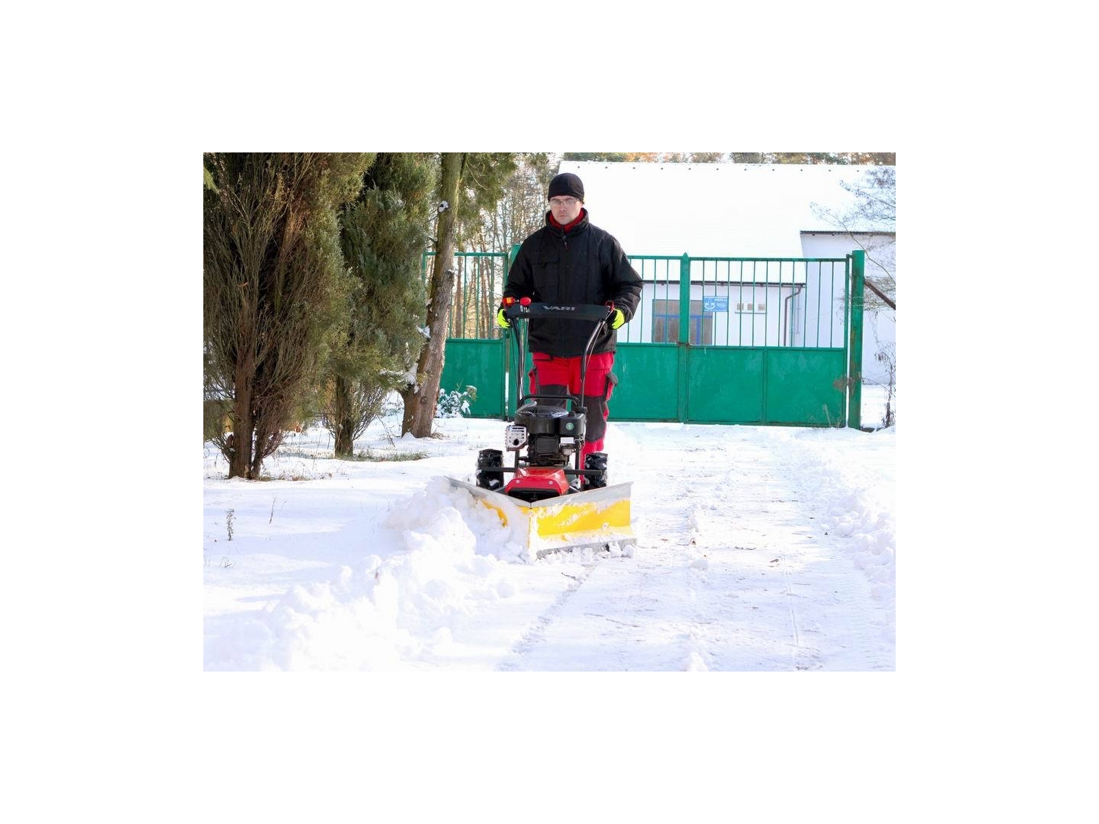 Shrnovací radlice VARI SP 800 k Lucine Max Shrnovací radlice VARI SP 800 k Lucine Max