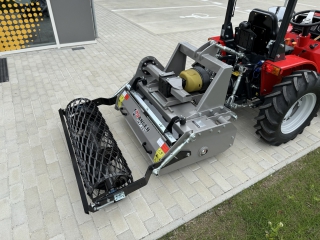 Pořadač trávníku za traktor JANSEN UKF-105