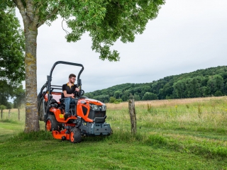 Traktorová sekačka KUBOTA G231HD