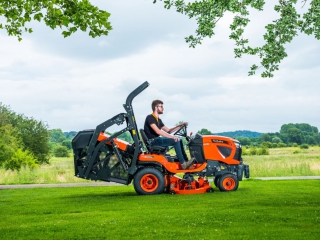 Traktorová sekačka KUBOTA G231HD