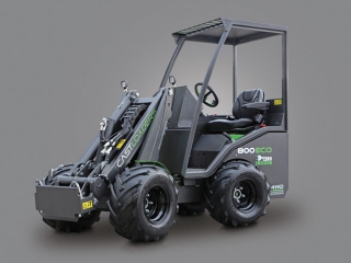Kloubový nakladač CAST Loaders 800 ECO