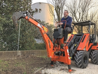 Kloubový nakladač CAST Loaders 30T