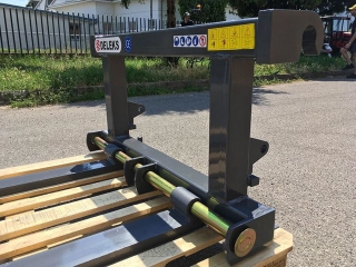 Paletizační vidle na čelní nakladač DELEKS D-700-E