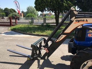 Paletizační vidle na čelní nakladač DELEKS D-700-E