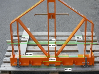 Paletizační vidle za traktor DELEKS D-700