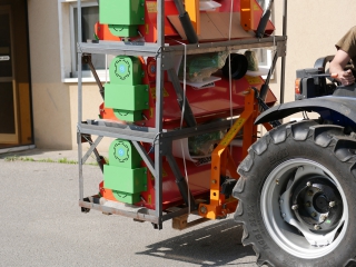 Paletizační vidle za traktor DELEKS D-700