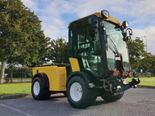 Multifunkční vůz Multihog CX75