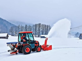 Traktor Kubota B1161 Rops (16 HP)