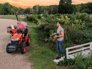 Traktor Kubota B1121 EC (12 HP)