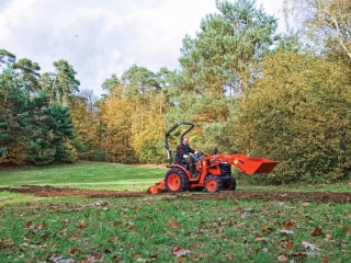 Traktor Kubota B1121 EC (12 HP)