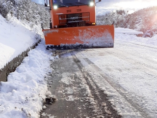 Sněžný pluh, sněhová radlice na traktor DELEKS SSH-04-2.6-A