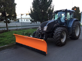 Sněžný pluh, sněhová radlice na traktor DELEKS SSH-04-2.6-C
