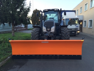 Sněžný pluh, sněhová radlice na traktor DELEKS SSH-04-2.6-C