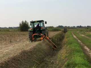Příkopový mulčovač DELEKS ALCE-220 (pro traktor 80-110 HP)
