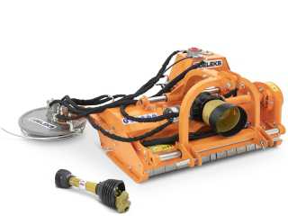 Mulčovač s bočním posuvem a obkášečem DELEKS INTERFILA-130 (pro traktor 25-60 HP)