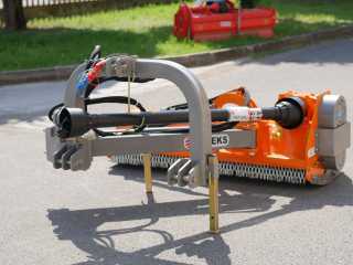 Příkopový mulčovač DELEKS LEO-160 (pro traktor 50-70 HP)