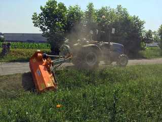 Příkopový mulčovač DELEKS LEO-160 (pro traktor 50-70 HP)
