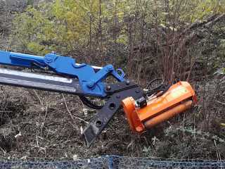 Mulčovač na bagr DELEKS ARH-80 (pro minibagr 3 - 7 t)