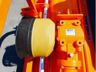Mulčovač s bočním posuvem DELEKS LEOPARD-160SP/160SPH (pro traktor 40-70 HP)