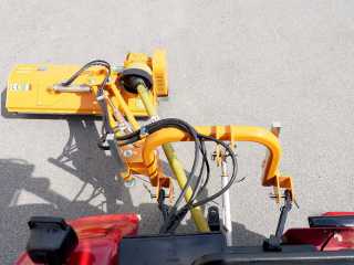 Příkopový mulčovač DELEKS VOLPE-140 (pro traktor 30-45 HP)