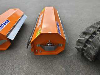 Mulčovač na bagr DELEKS AR-80 (pro minibagr 0,8 - 1,8 t)