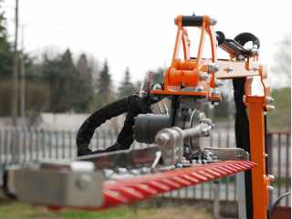 Hydraulický zastřihovač DELEKS AIRONE-180-TR