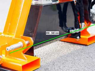 Hydraulický zastřihovač s předsazením DELEKS FALCO-180H