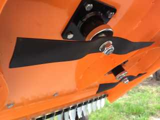 Bubnová sekačka za traktor DELEKS DM-120 (pro traktor 12-40 HP)