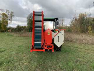 Špalíkovač za traktor PTO s dopravníkem, štěpkovač ARPAL AM-200TR-K