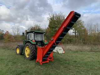 Špalíkovač za traktor PTO s dopravníkem, štěpkovač ARPAL AM-200TR-K