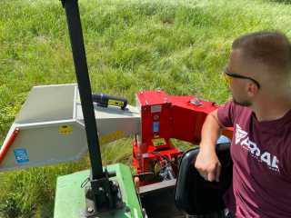 Špalíkovač za traktor PTO, štěpkovač ARPAL AM-120TR