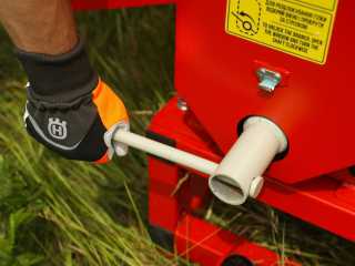 Špalíkovač za traktor PTO, štěpkovač ARPAL AM-120TR