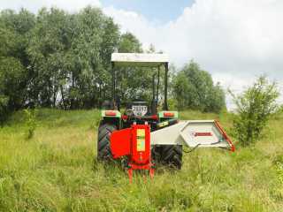 Špalíkovač za traktor PTO, štěpkovač ARPAL AM-120TR