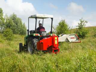 Špalíkovač za traktor PTO, štěpkovač ARPAL AM-120TR