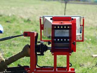 Špalíkovač za traktor PTO, štěpkovač ARPAL AM-80TR