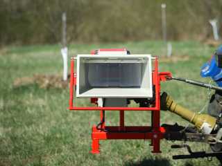 Špalíkovač za traktor PTO, štěpkovač ARPAL AM-80TR