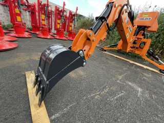 Podkop za traktor DELEKS DRS-2000 + lžíce 300 mm