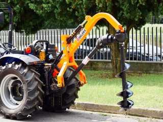 Hydraulická vrtná souprava DELEKS L-50H