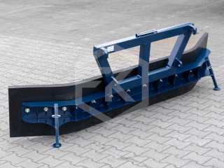 Pevná stěrka na hnůj FK Machinery MRSM 150 - 300 cm