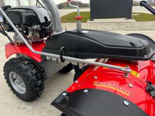 Zametač JANSEN MKB-500B&S s pluhem a sběrnou nádobou