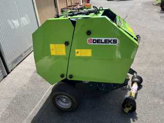 Malý balíkovač sena za traktor DELEKS STAR-870