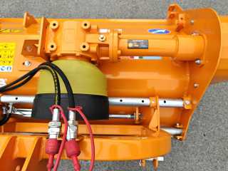 Mulčovač s bočním posuvem DELEKS LINCIONE-120-SPH (pro traktor 30 - 60 HP)