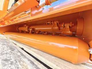 Mulčovač s bočním posuvem DELEKS LINCIONE-180-SPH (pro traktor 40 - 70 HP)