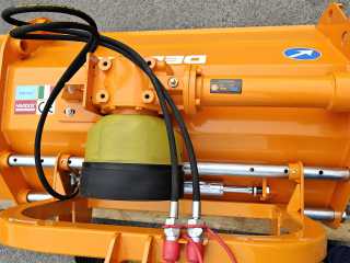 Mulčovač s bočním posuvem DELEKS LINCIONE-180-SPH (pro traktor 40 - 70 HP)