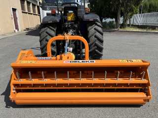 Mulčovač s bočním posuvem DELEKS GEPARD-210 (pro traktor 70 - 120 HP)