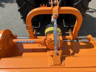 Mulčovač s bočním posuvem DELEKS GEPARD-210 (pro traktor 70 - 120 HP)