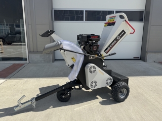 Kombinovaný štěpkovač / drtič s vysavačem LUMAG...