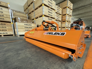 Mulčovač s posuvem DELEKS JAGUAR-170 (40-70 HP)